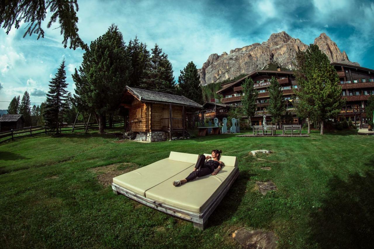 Hotel Ciasa Salares سان كاسيانو المظهر الخارجي الصورة